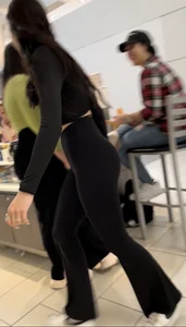My second best flare leggings catch (OC)