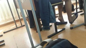 Teen JB with her Flats Taken Off Classroom Creepshot