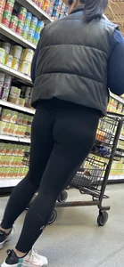 Tight booty Asian chic in black‼️