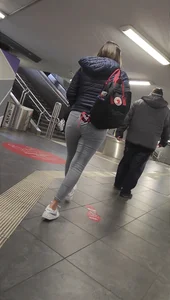 Brunette in tight jeans got suspicious