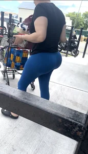 Huge ass bbl latina vpl blue leggings