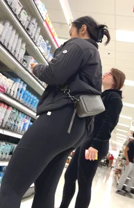 2 pretty thick ass asians in yoga pants upshotted at Target
