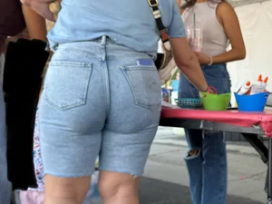 Feeling pretty in pink  multiple ass shots in shorts