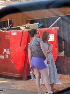 CAUGHT Pregnant Shorts Eating THICC PAWG