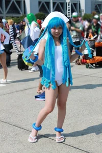 Sexy Asian girls in Cosplay outfits