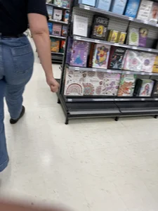 Employee with a Fat ass in jeans