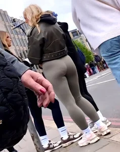 Sexy blonde in Grey Leggings