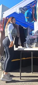 Fit tight latina in leggings [oc]