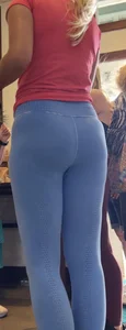 Thick blonde with thick ass in  blue yoga pants