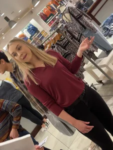 Super pretty blonde with a nice ass