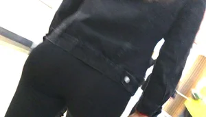 Street Closeup Creepshots of a Gir's Ass in Tight Pants