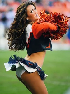 Candid cheerleaders