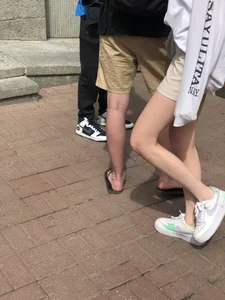 Blonde candid teen in shorts with hot slim legs street creepshots