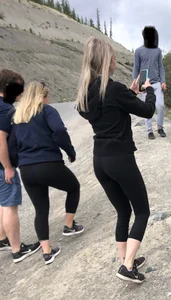 Nice leggings in the way