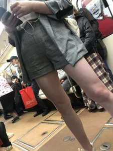 Cute Girl in Shorts and Sneakers With Hot Legs in Subway Train Creepshots Gallery