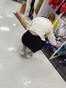 SEXY PAWG IN LULUS BEST ASS IVE SEEN IN REAL LIFE