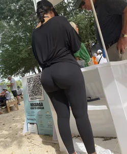 The Best Ass EVER ! 10/10 (OC) NUTBUSTER
