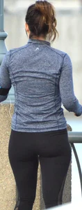 Runner babe in leggings with a nice ass