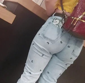 Phat ass redhead pawg teen