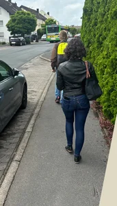 Nerdy girl fills out skin tight levis