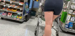 BLOND PAWG GYM SHORTS  (NOT OC)