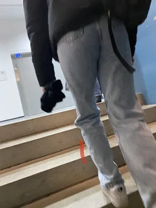 Candid Girl in Loose Jeans Booty Creepshots Collection