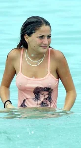 Candid tits and pokies