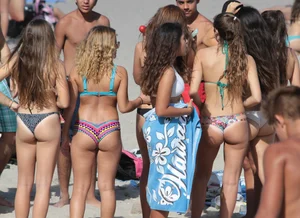 Deerfield Beach bikini girls