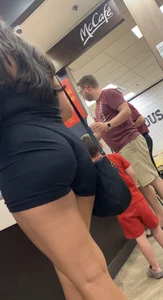 JUICY MCDONALD’S VPL