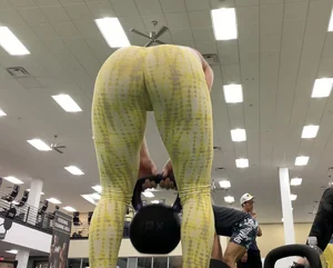 TINY PETITE TEEN YELLOW LEGGINGS   GOD TIER  ️