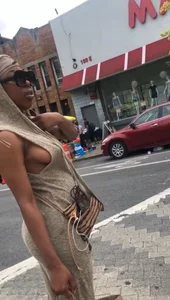 Extreme side boob!