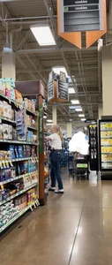 Same Kroger milf Pawg Diff day & Jeans. Caught
