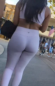 Pink Leggings Great Ass (OC)