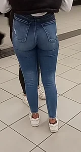 AMAZING bubble-butt