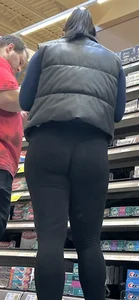 Tight booty Asian chic in black‼️