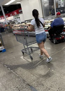 OC Costco milf nice rack