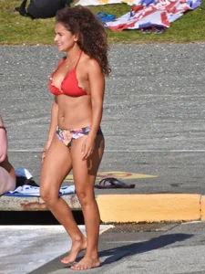 Hot ass milf with an amazing body at the pool
