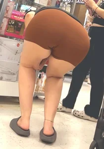 2 thick Latina bend over busted me hard