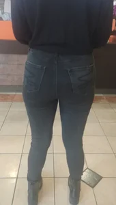 Decent ass in black jeans