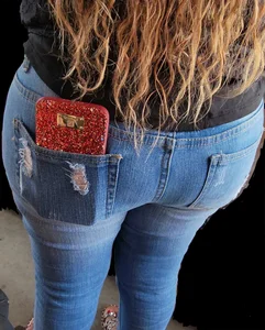Milf Latina Ass