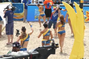 Florida beach and bikini girls