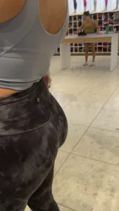 ridiculously fit blonde pawg w glasses in lulus