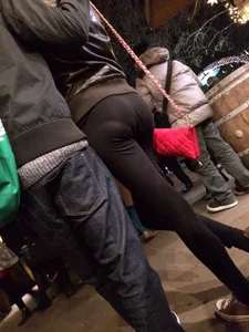 Skinny Legs in Tight Pants Street Candid - Hot Booty