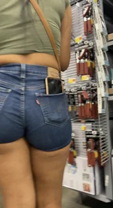 A post full of Latinas