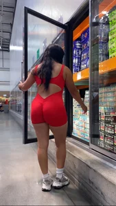 CAKED UP LATINAS IN SHORTS+VID