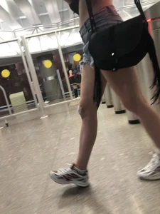 Tall Candid Teen Girl in Denim Shorts and a Top With an Injured Knee Subway and Street Creepshots - Hot and Muscular Long Legs