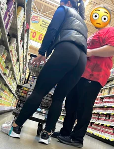 Tight booty Asian chic in black‼️