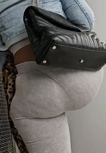 Ebony booty grey leggings Part 1 (GIF)(jiggle)(bending)