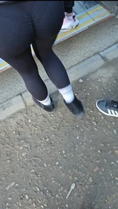 [OC] Redhair girl in tight leggins❤️