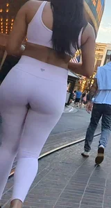 Pink Leggings Great Ass (OC)